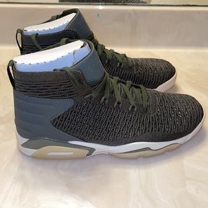 Jordan FlyKnit Elevation 23 'Cargo Khaki' AJ8207-301 Sz 11. New